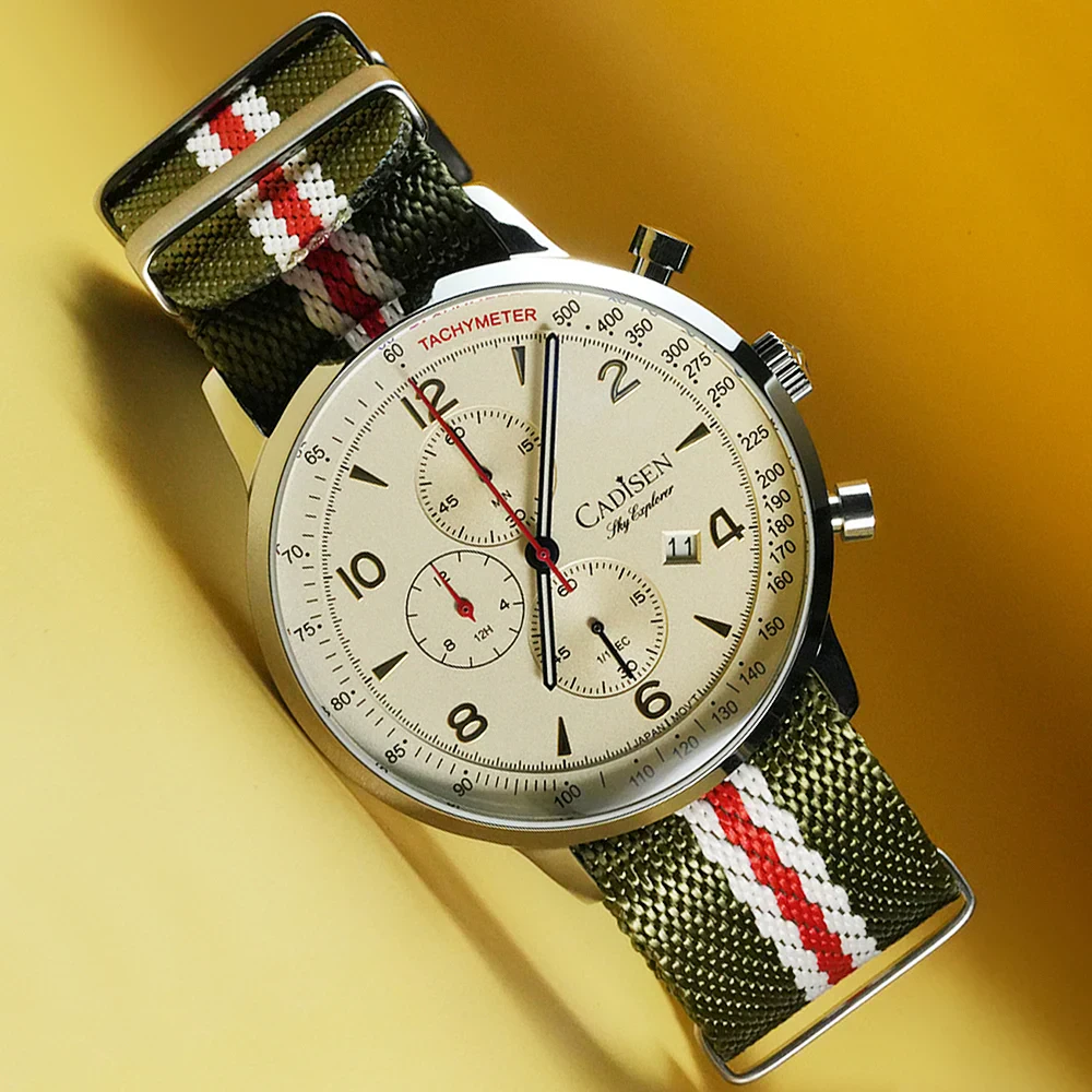 Stylish men's chronograph watch with tachymeter and date display, perfect for everyday wear.