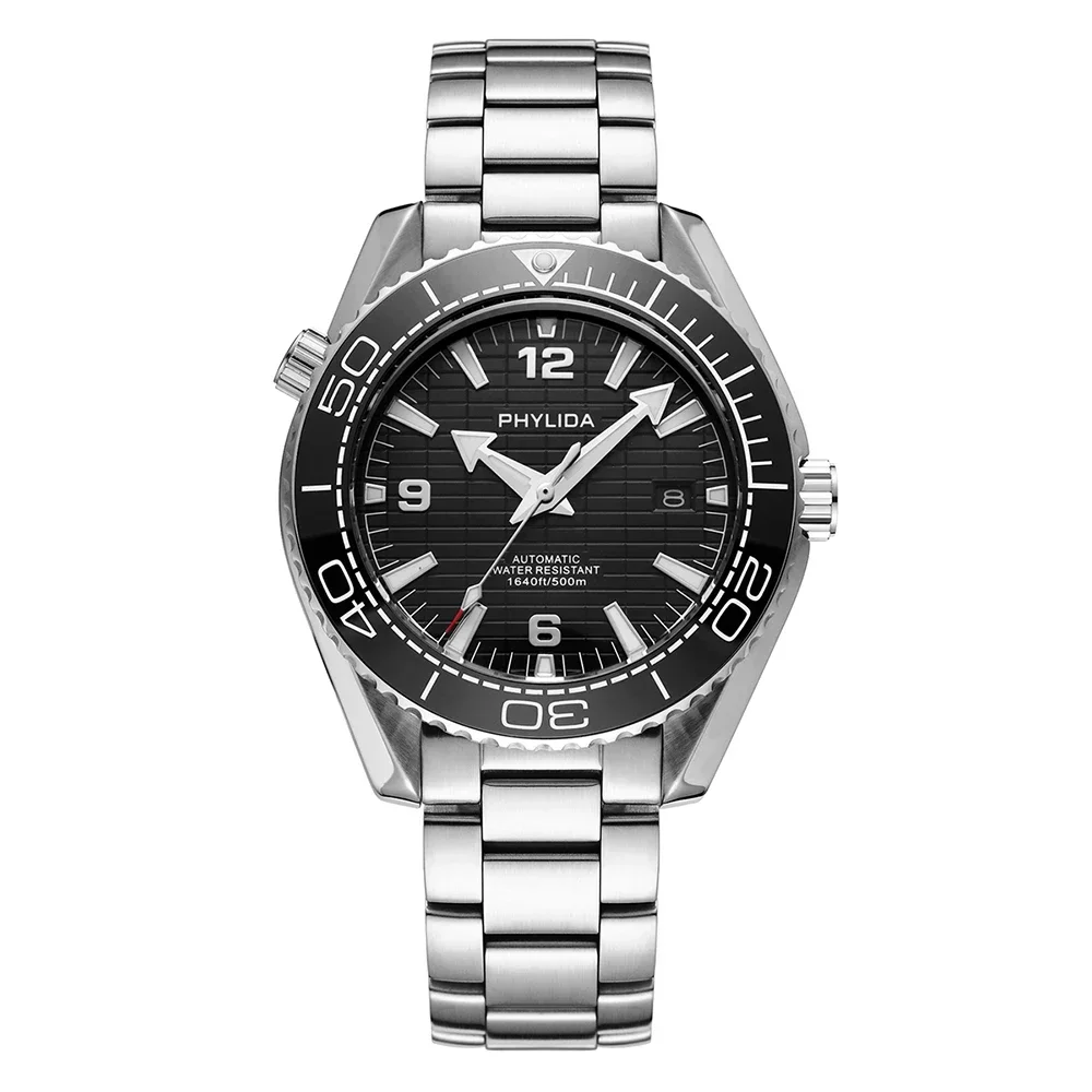 Automatic diver watch with black dial and sapphire crystal.