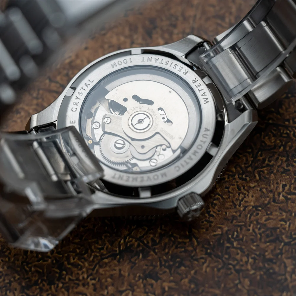 Automatic Mechanical Dive Watch with Sapphire Crystal.