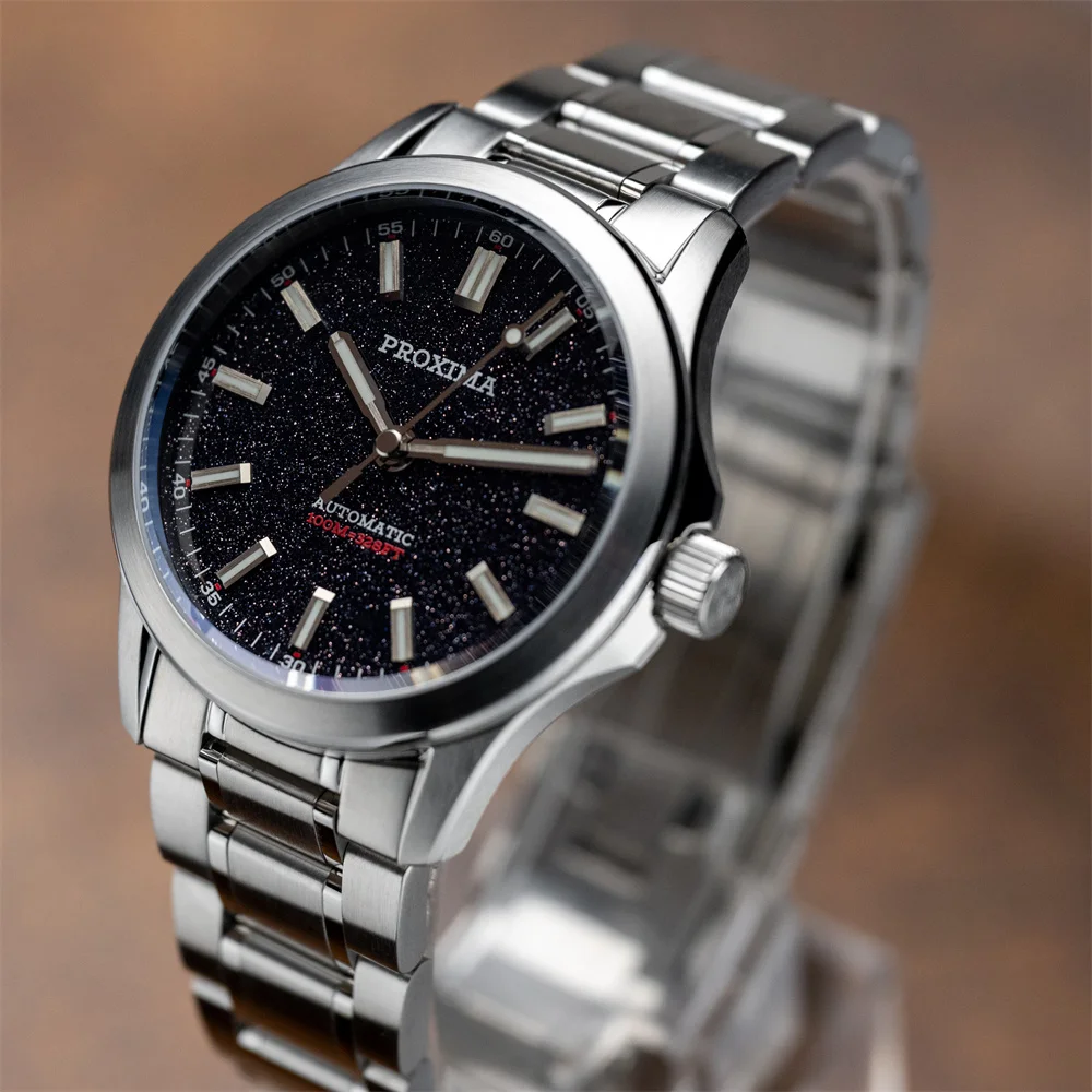 Elegant men's automatic watch with aventurine dial and stainless steel band.