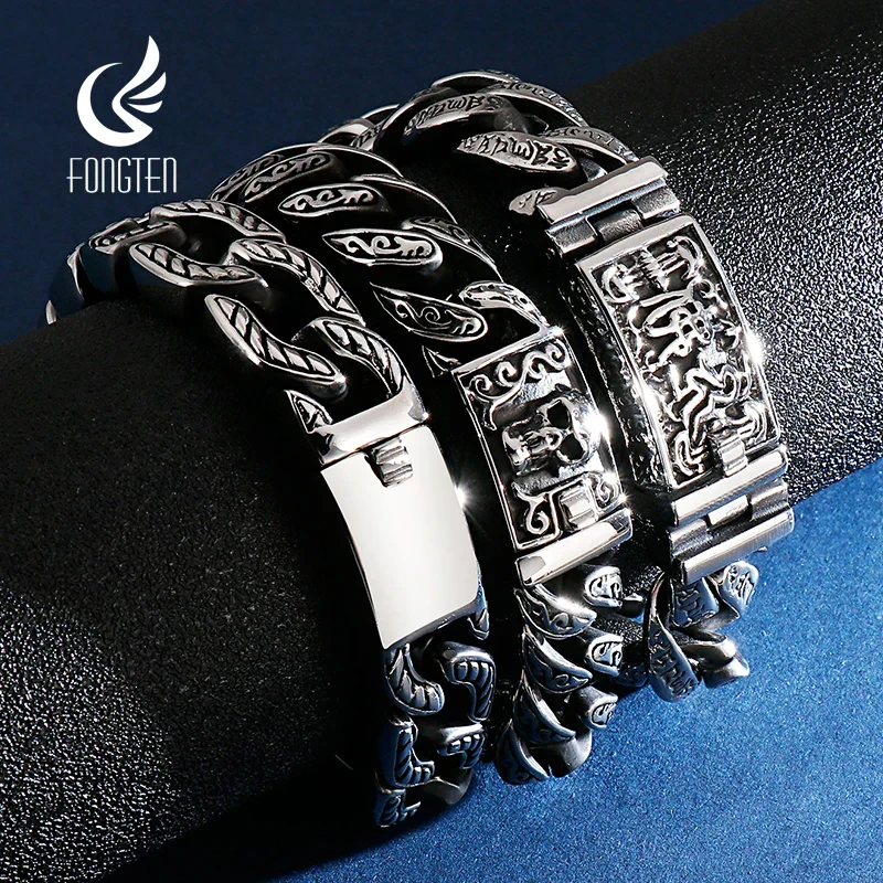 Stainless steel men's skull bracelets with intricate designs and bold style. Perfect for edgy fashio.