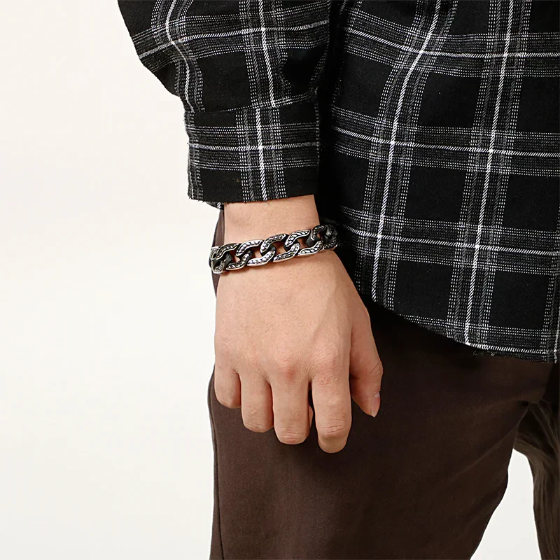 Men's Skull Stainless Steel Bracelet for Men.