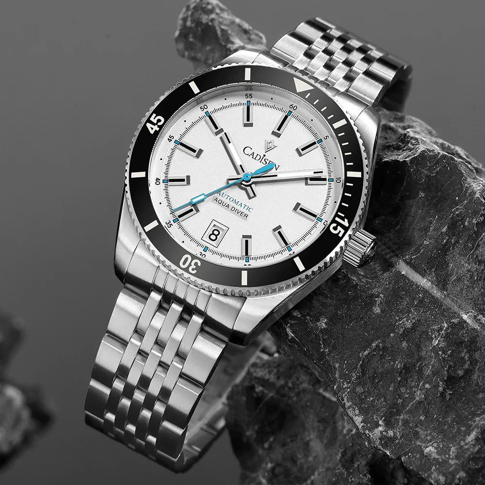 Automatic men's wristwatch with ceramic bezel, NH35A movement, and 10Bar waterproof feature.