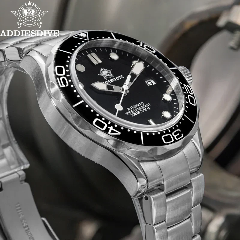 Diving watch with sapphire crystal, BGW9 luminous, 200m waterproof, NH35 automatic movement.