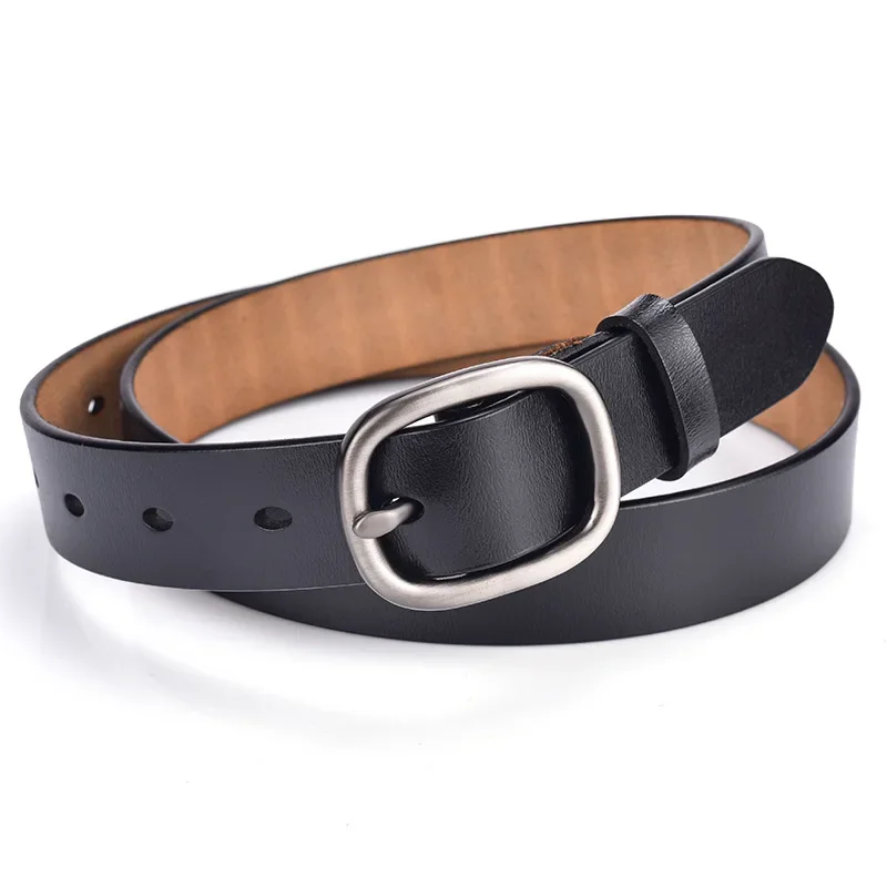 Leather women's belt with a classic buckle, perfect for jeans and casual outfits. Durable and stylis.