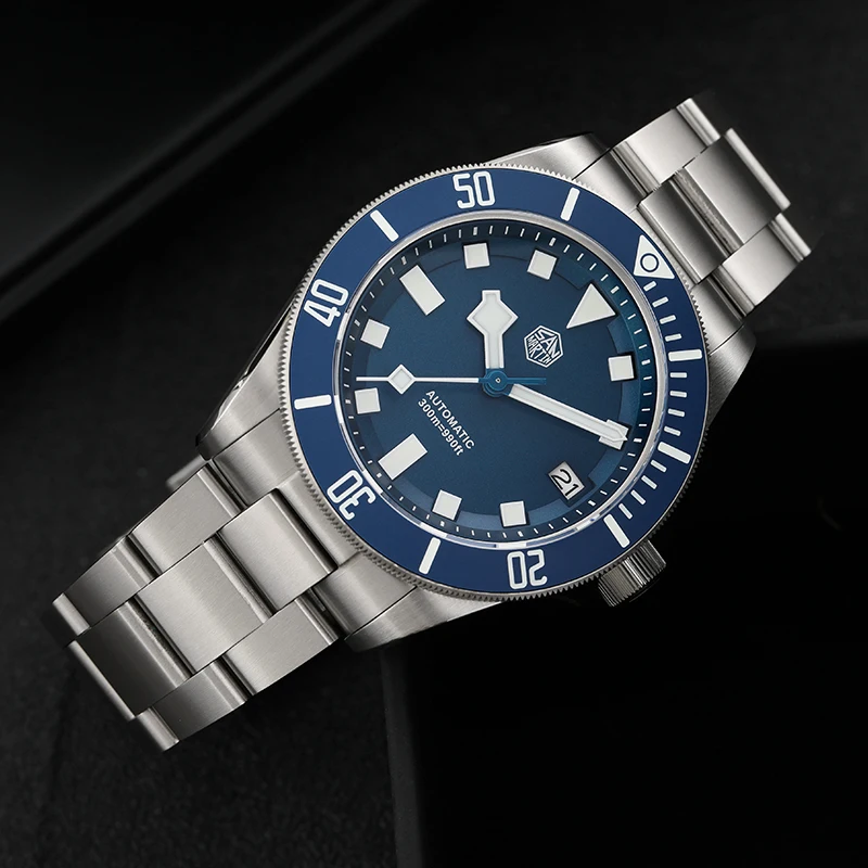 San Martin SN0121TD titanium diving watch with blue dial and bezel.