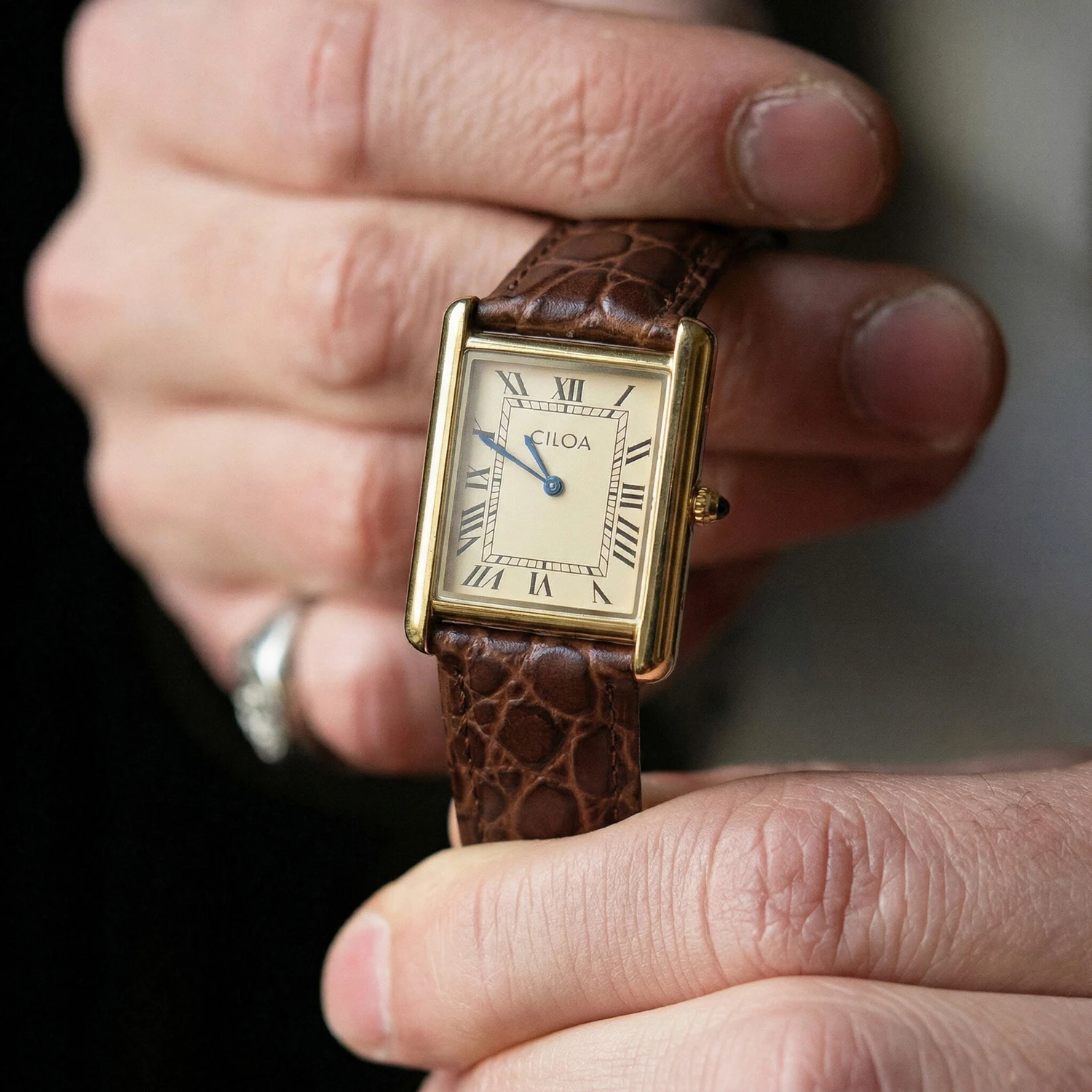 CILOA Men's Luxury Retro Square Watch, Gold Case Cream Dial Brown Leather Strap, Business Casual Versatile Quartz Wristwatch