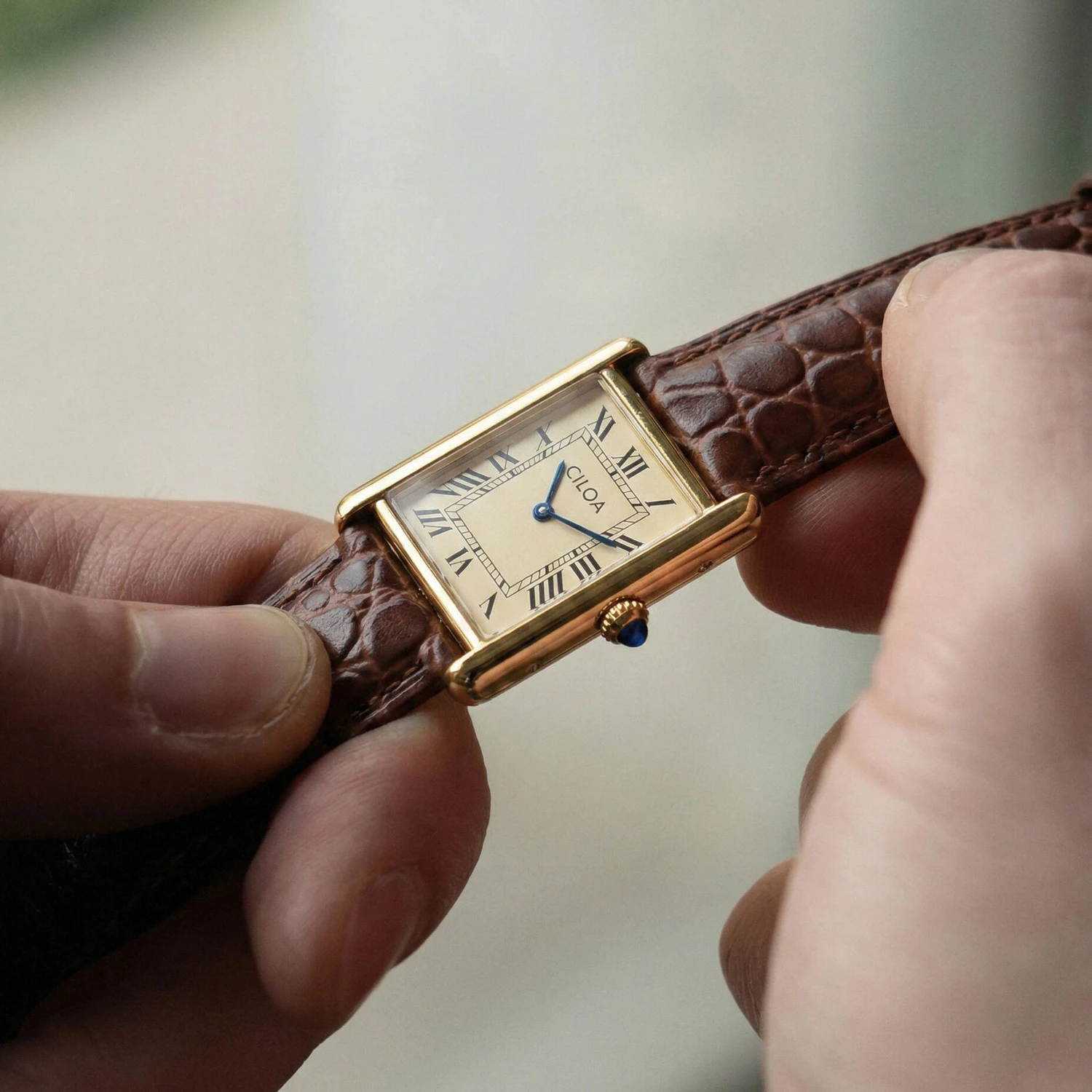 CILOA Men's Luxury Retro Square Watch, Gold Case Cream Dial Brown Leather Strap, Business Casual Versatile Quartz Wristwatch